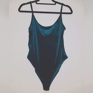 Forever 21 Emerald green velvet body suit NEW size Medium